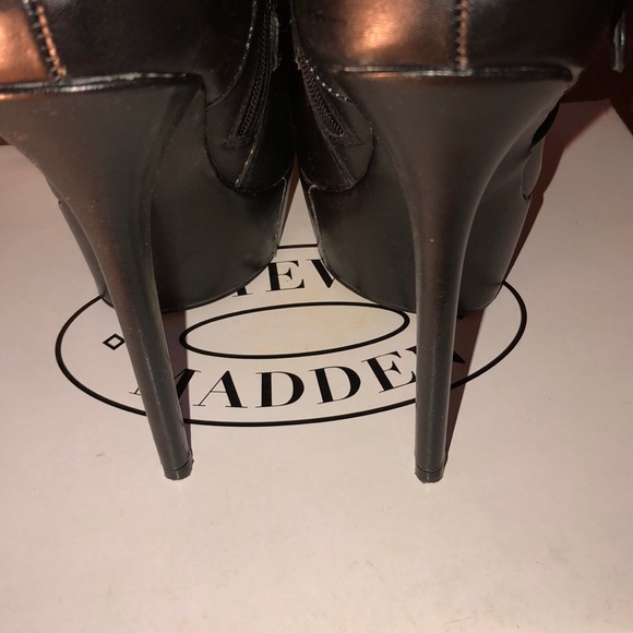 Matte all Black Heels🖤 - Picture 5 of 6